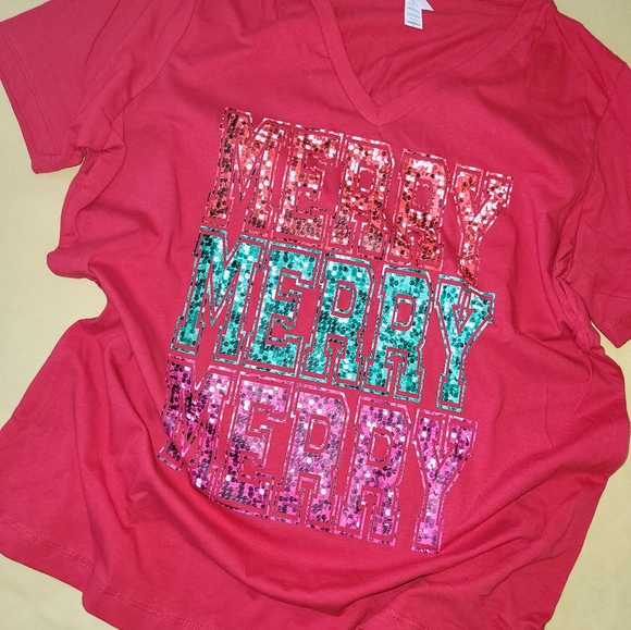 Red V-Neck Merry Tee - Picture 3 of 3